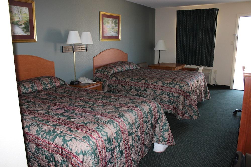 Nationwide 9 Inn pet-friendly hotel Wynne
