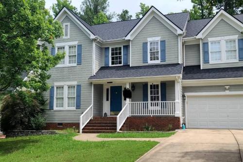 Sweet Home in the heart of Cary Close to NCSU UNC DUKE — 4-Star Luxury Hotel in Cary, United States