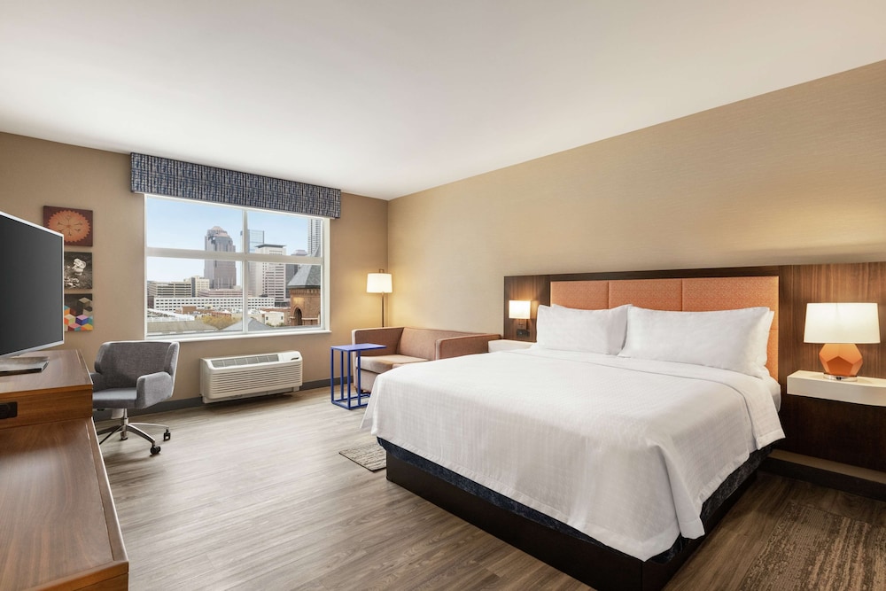 Hampton Inn Indianapolis Downtown IUPUI - photo 12