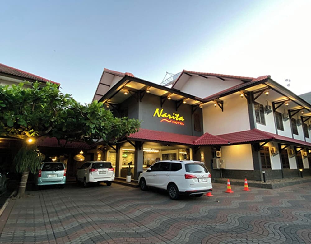 Narita Hotel Tulungagung - carbon neutral hotel in Tulungagung