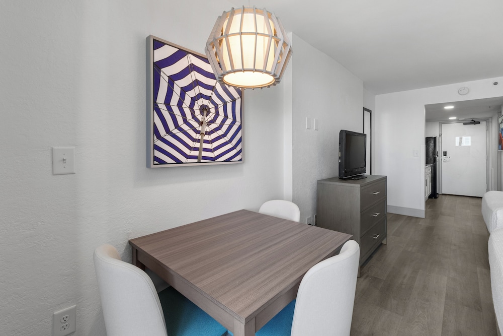 Compass Cove Resort - photo 166