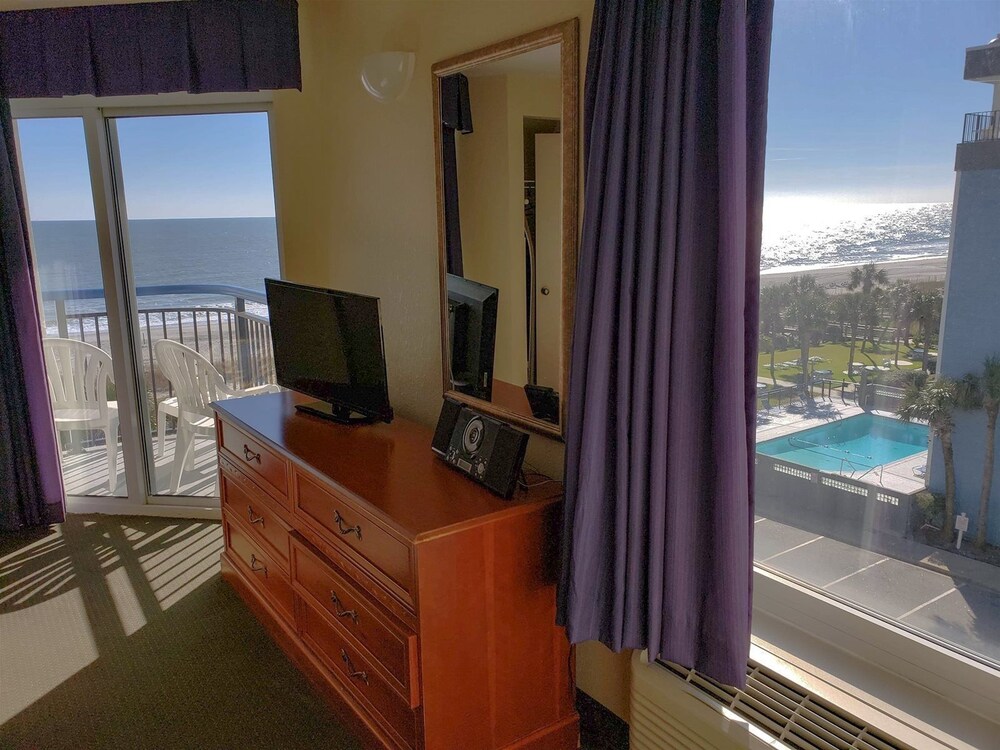 Boardwalk 439 & 440 - photo 18