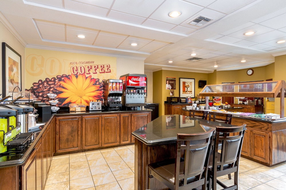 Staybridge Suites McAllen by IHG - photo 33