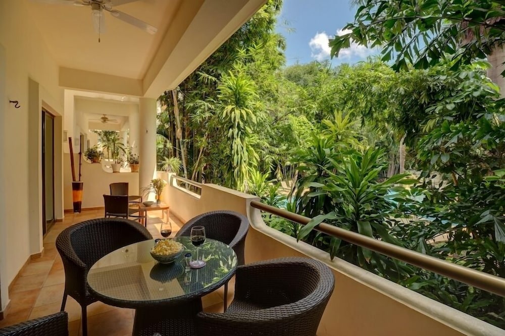 Riviera Maya Suites