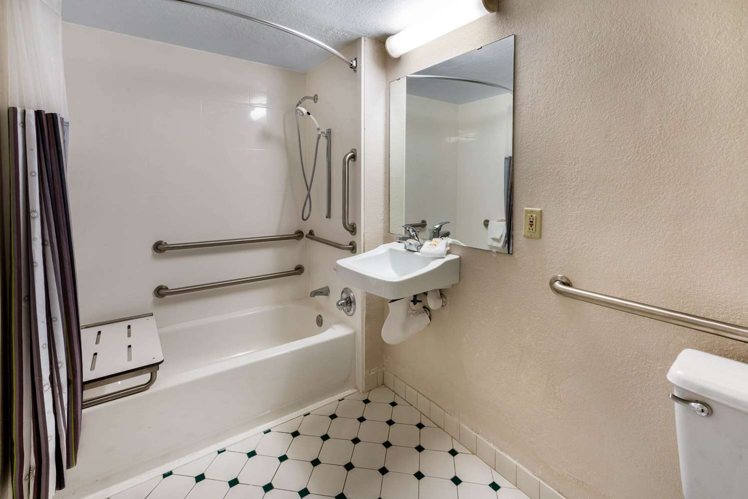 Motel6 Phoenix AZ Midtown - photo 20