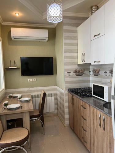 Nukri's Apartment