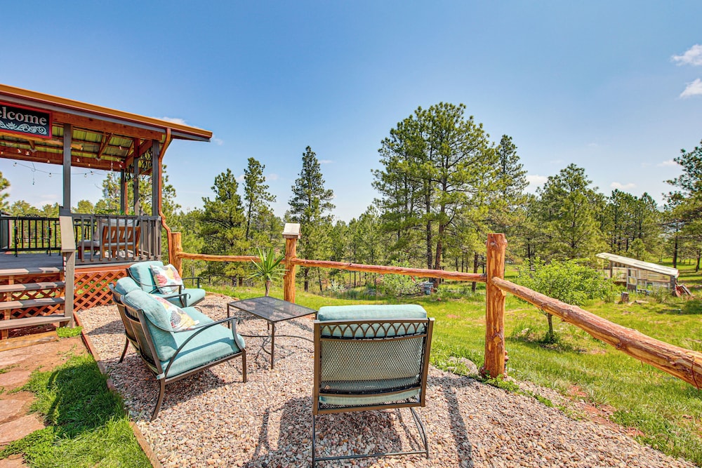 3 Mi to Dtwn: Mtn view Retreat in Hot Springs in Hot Springs, United States