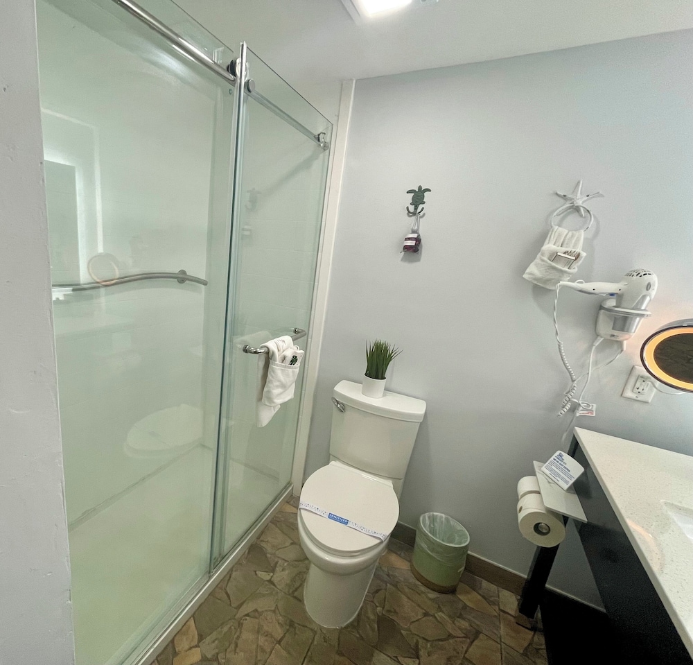 Ocean Sands Beach Boutique Inn 1 Acre Private Beach - photo 92