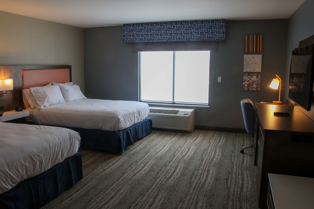 Hampton Inn & Suites Olean - photo 12