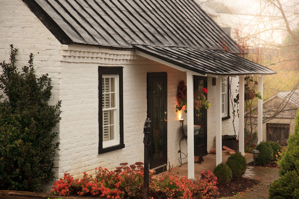 The Estate at Meander - photo 25