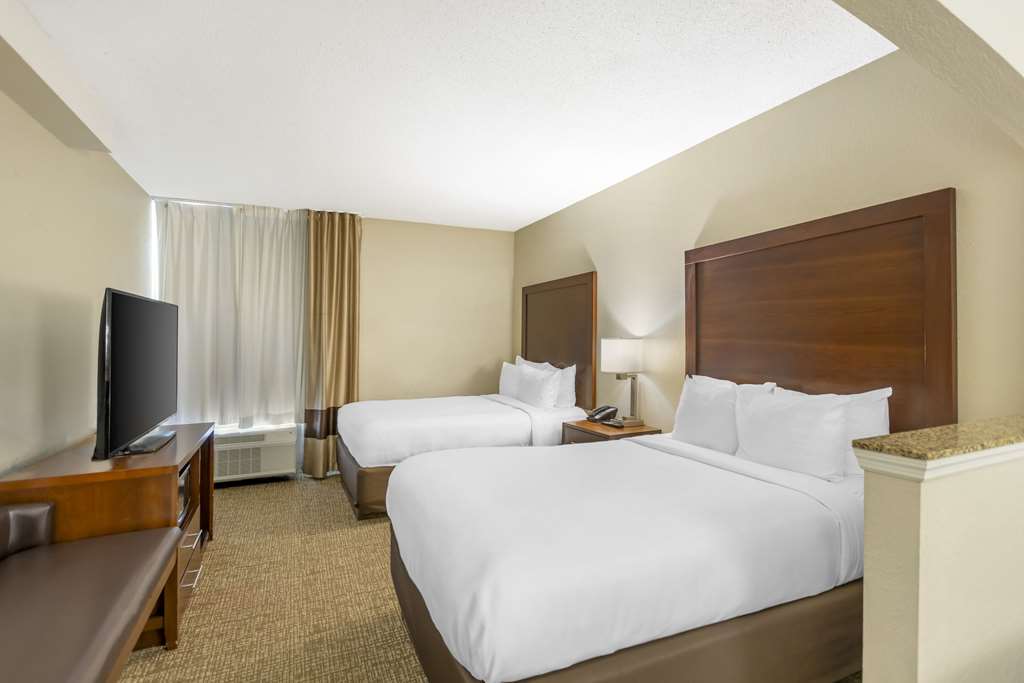 Comfort Inn Meridian Bonita Lakes - photo 9