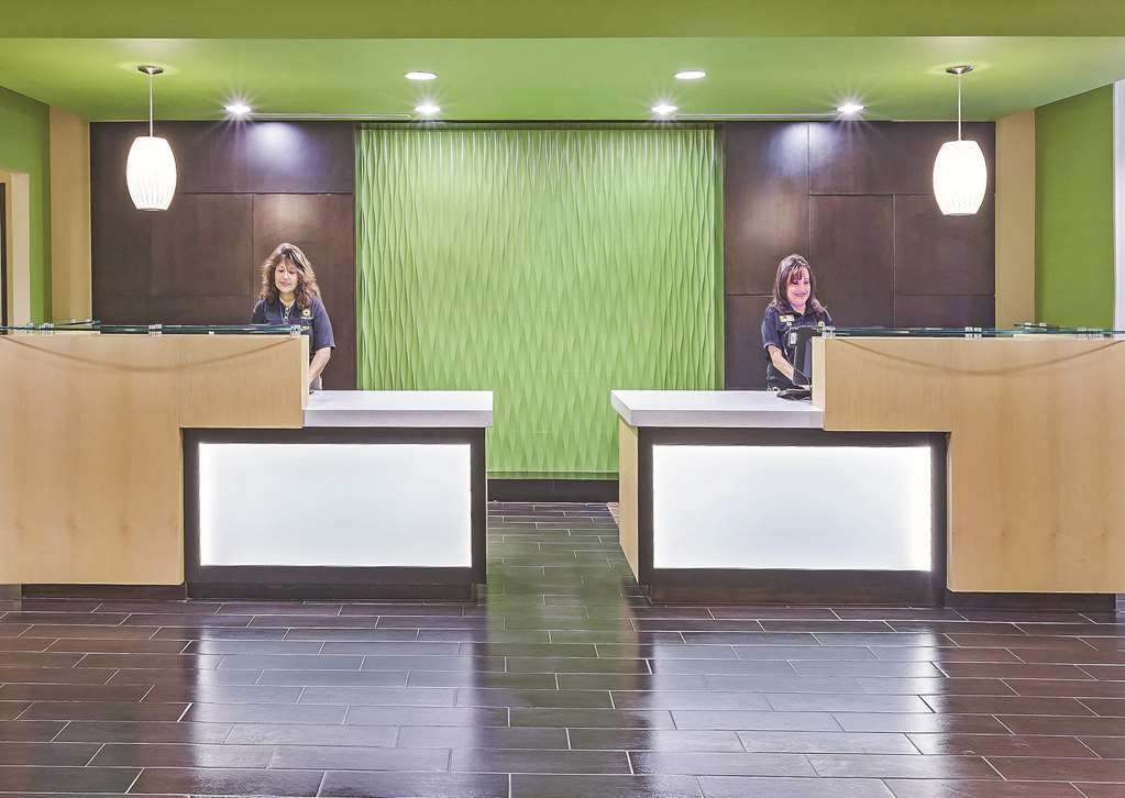 La Quinta Inn & Suites by Wyndham Pecos - photo 6