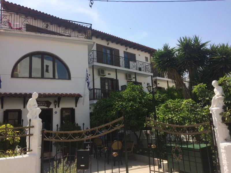 Pettite Morfo - last minute hotel in Skiathos
