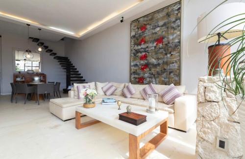Luxury Condo at Playa Mamitas — 4-Star Luxury Hotel in Playa Del Carmen, Mexico