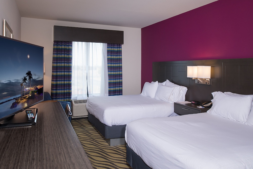 Holiday Inn Express Hutchinson by IHG - photo 6