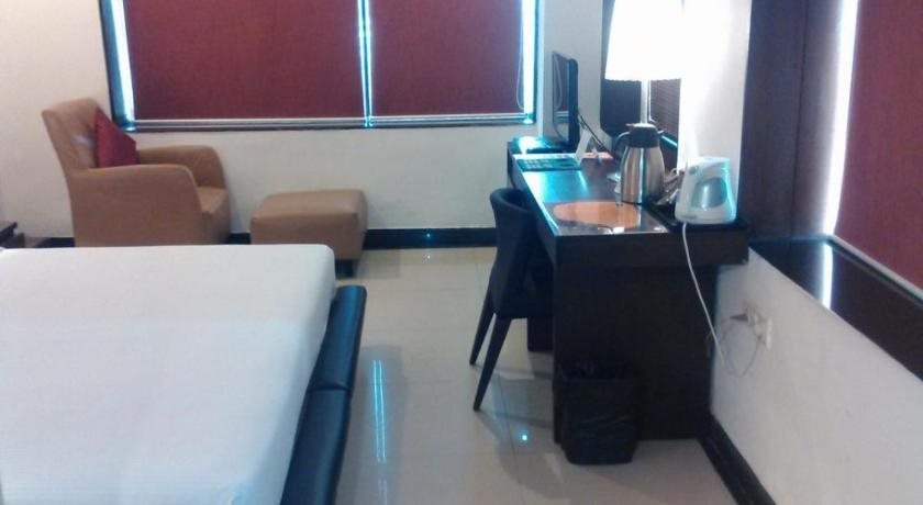 Seventeen Degrees Hotel — Dhanbad — photo 3