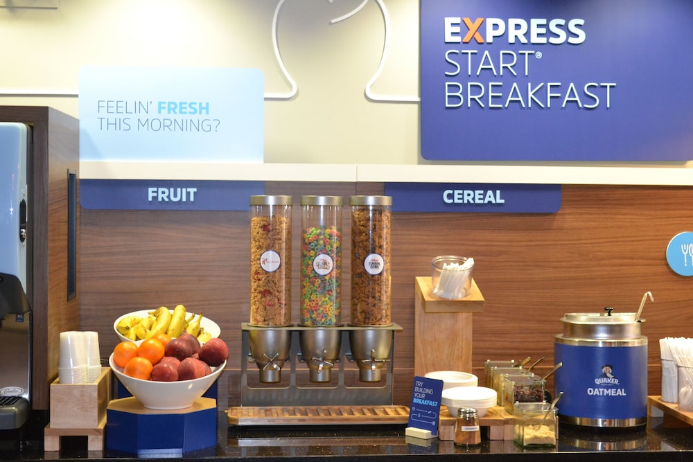 Holiday Inn Express Hotel & Suites Selinsgrove by IHG - photo 19