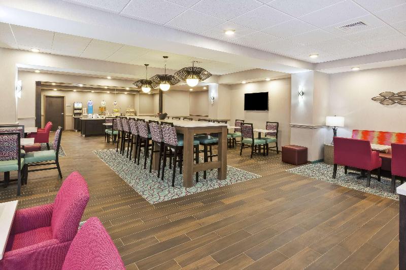 Hampton Inn Sedalia - photo 43