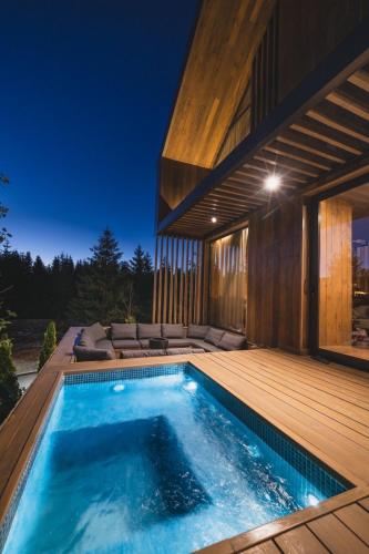 Monte Pine Chalets in Zabljak, Montenegro