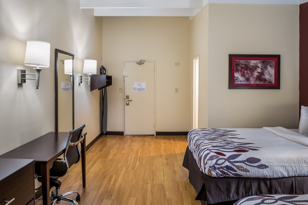 Red Roof Inn Richmond IN - photo 21