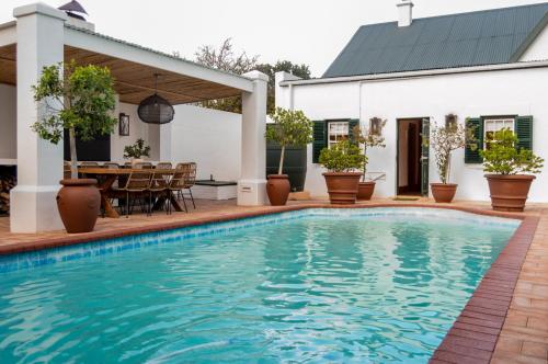 Killassy House — 4-Star Luxury Hotel in Graaff-Reinet, South Africa