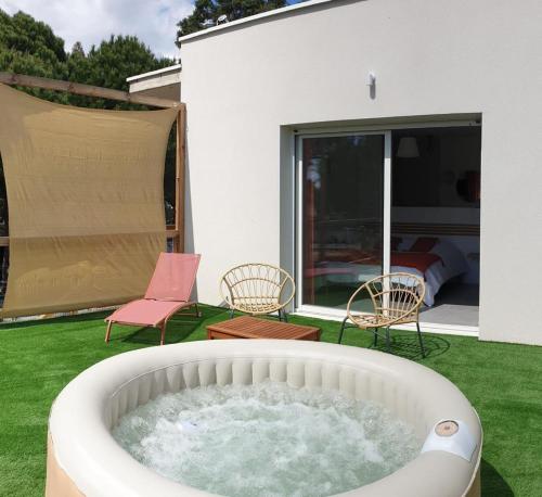 Les Suites du XV in Cap Dagde, France