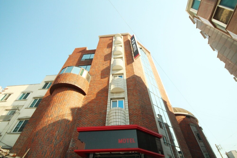 Jinju Buan in Chinju, South Korea