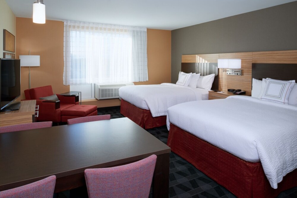 TownePlace Suites by Marriott Grand Rapids Airport - photo 5