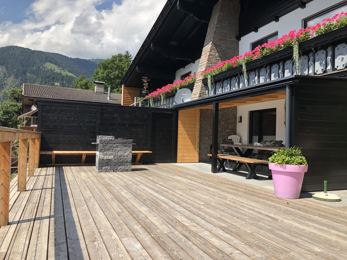 Landhaus Osttirol — 4-Star Luxury Hotel in Doelsach, Austria