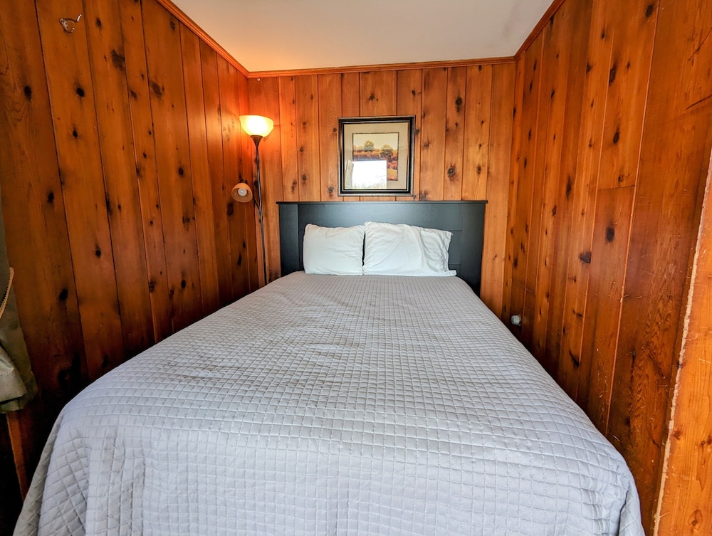 Riverside Motel - photo 54