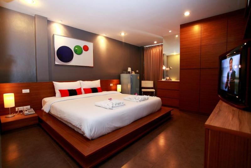 The Palm Retreat - carbon neutral hotel in Patong