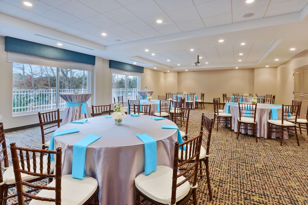 Hampton Inn Cape Cod Canal - photo 33