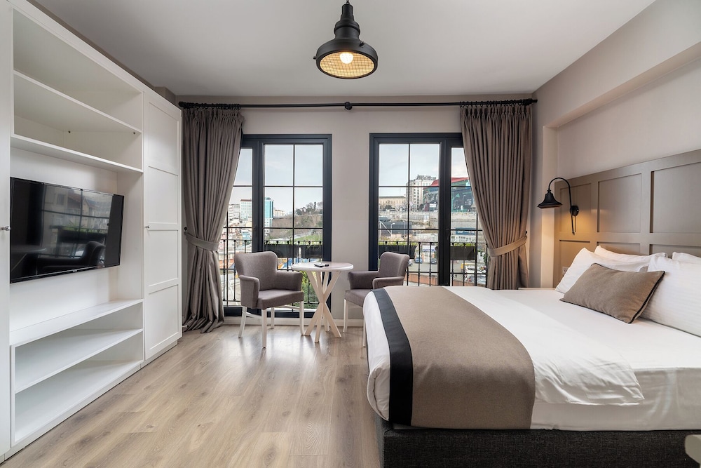 Urban Quarters Tepebaşi — 4-Star Luxury Hotel in Istanbul, Turkey