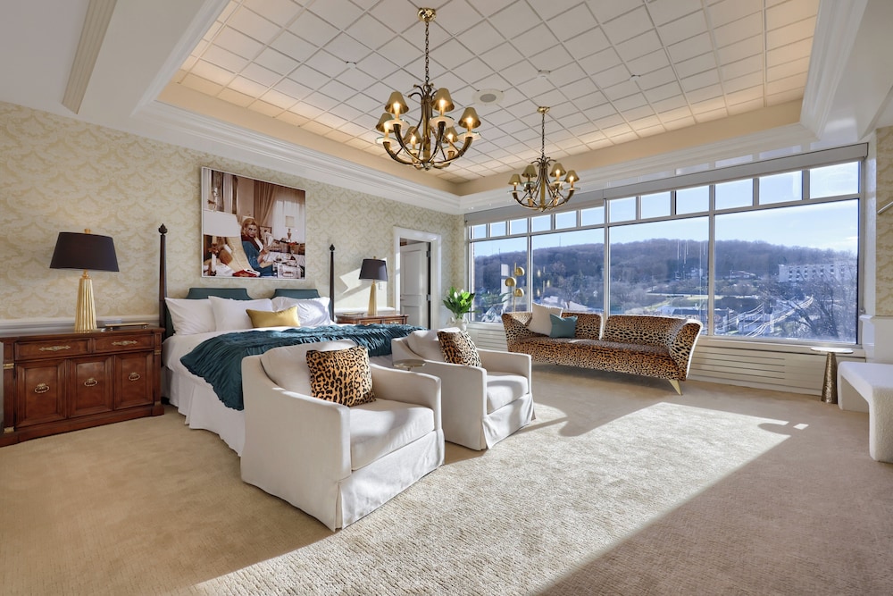 The Executive Suites and Venue - photo 40