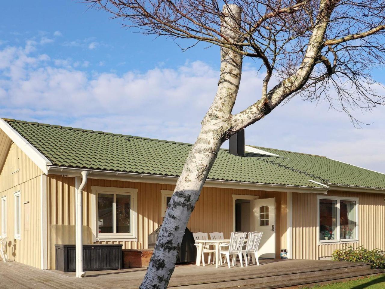 8 person holiday home in MELLBYSTRAND By Traum — 4-Star Luxury Hotel in Mellbystrand, Sweden