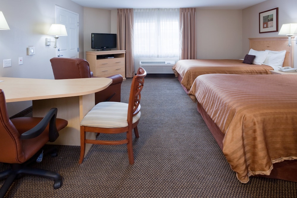 Candlewood Suites Milwaukee Brown Deer by IHG - photo 6
