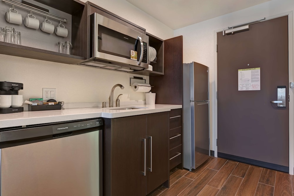 Home2 Suites by Hilton Atascadero CA - photo 16
