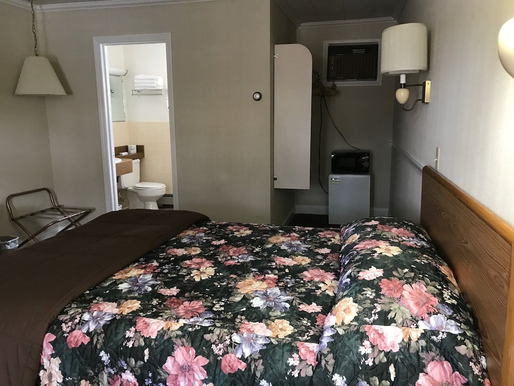 T Bird Motor Inn - photo 13
