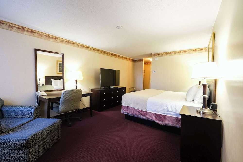 Fireside Inn & Suites Portland - photo 21