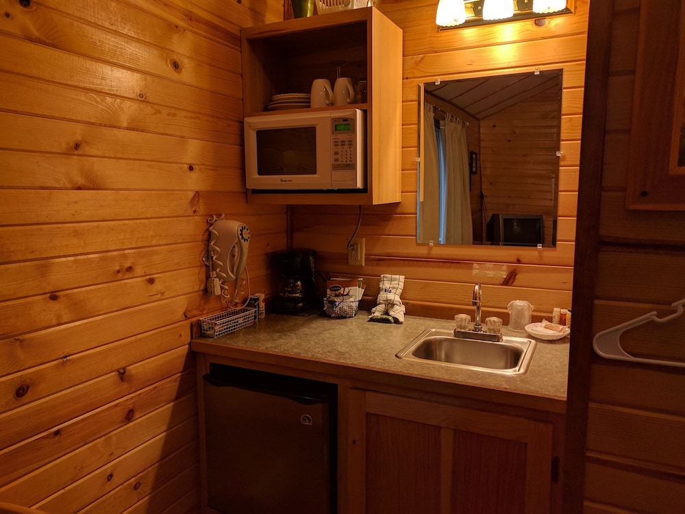 Emerald Forest Cabins - photo 56