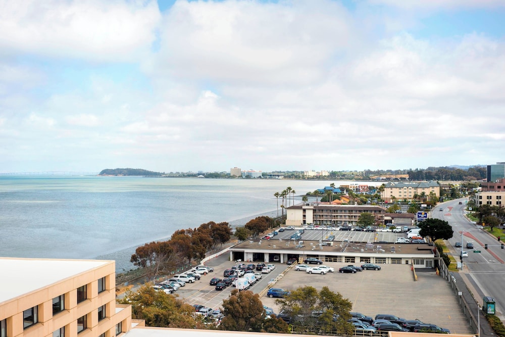 San Francisco Airport Marriott Waterfront - photo 11