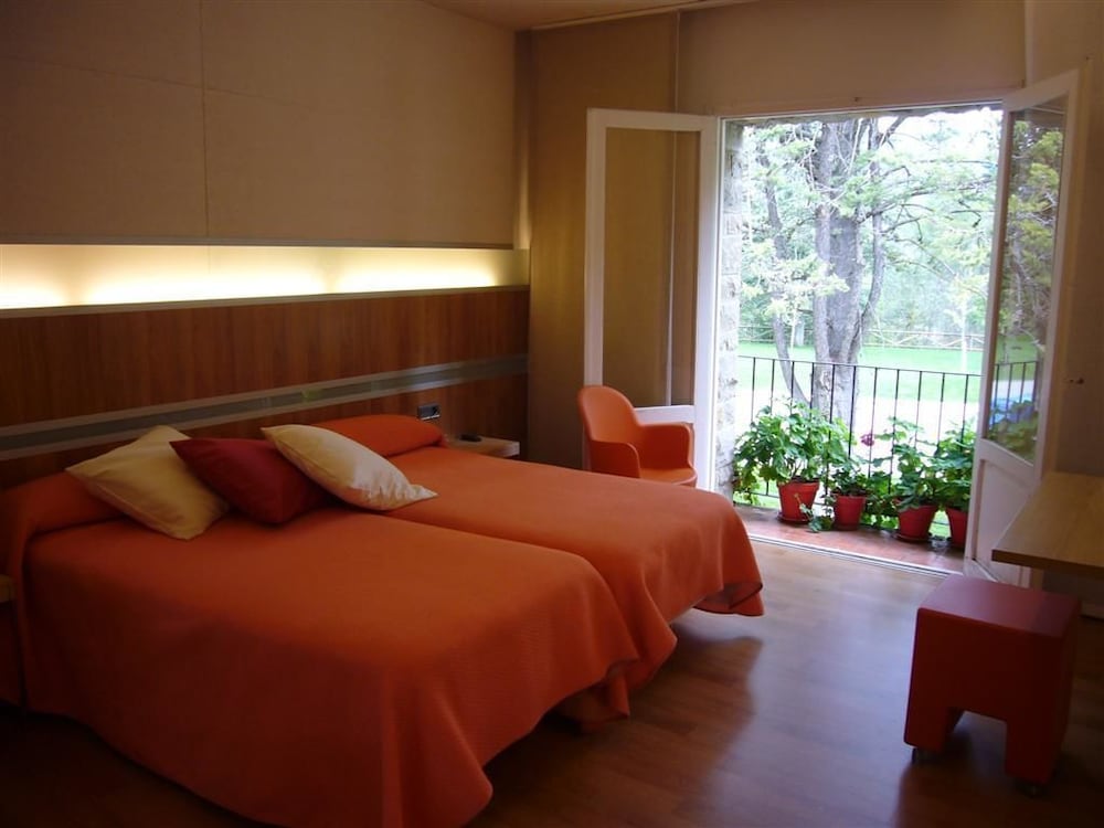 Hotel El Meson - carbon neutral hotel in Javier