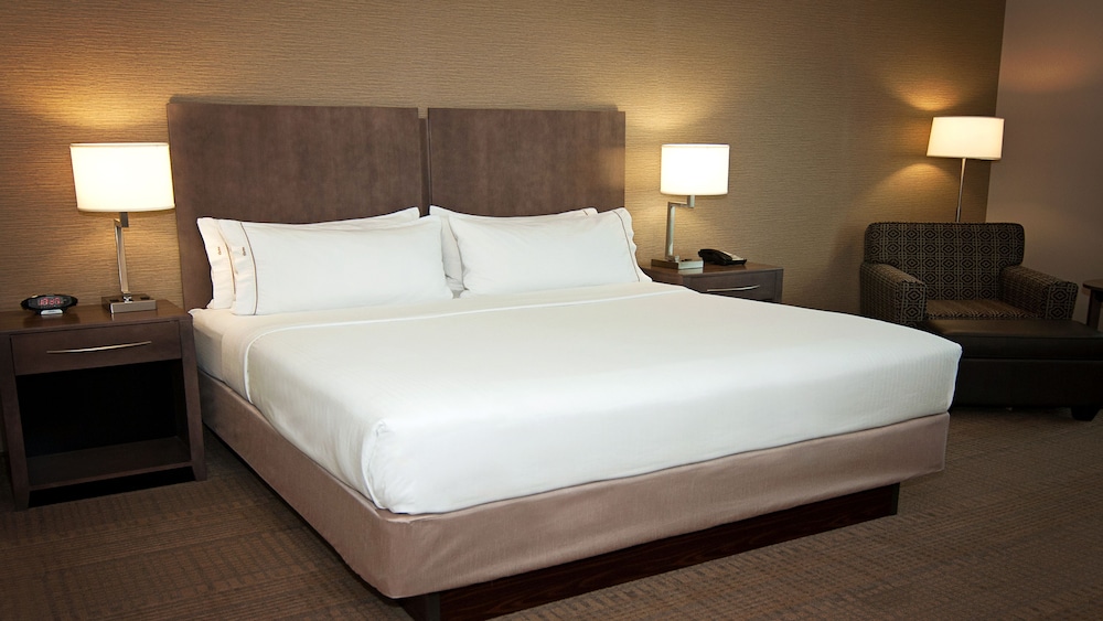 Holiday Inn Express & Suites Wichita Northeast by IHG - photo 8