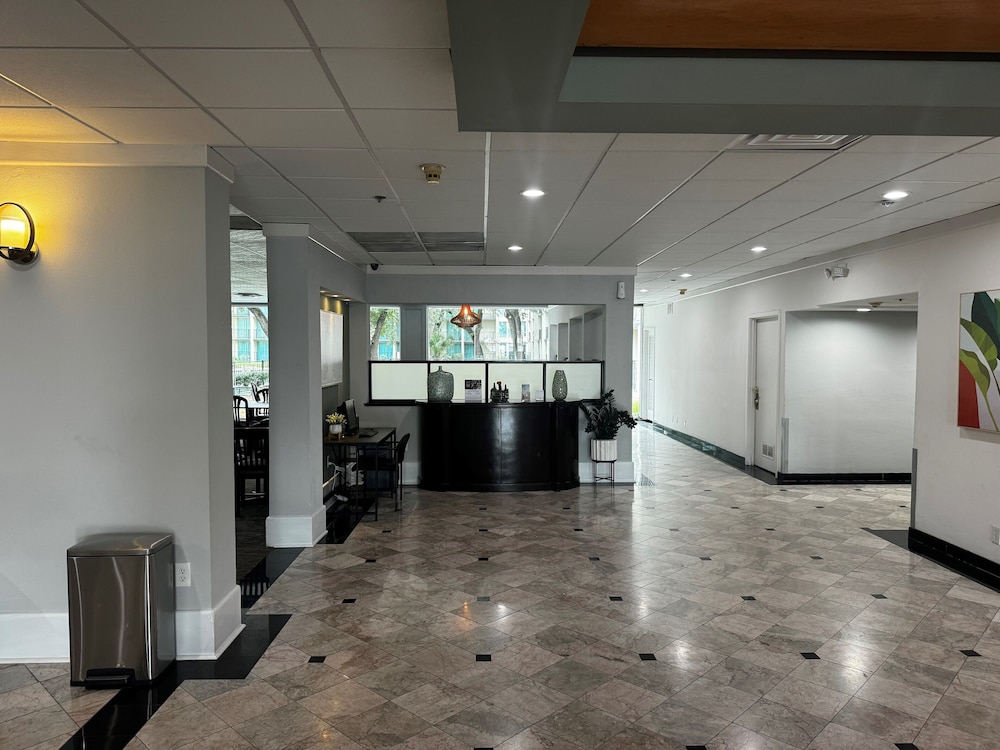 Wingate Houston near NRG Park Medical Center - photo 4