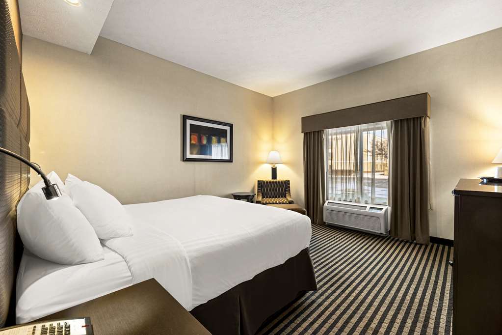 Sonesta Essential Indianapolis Airport - photo 11