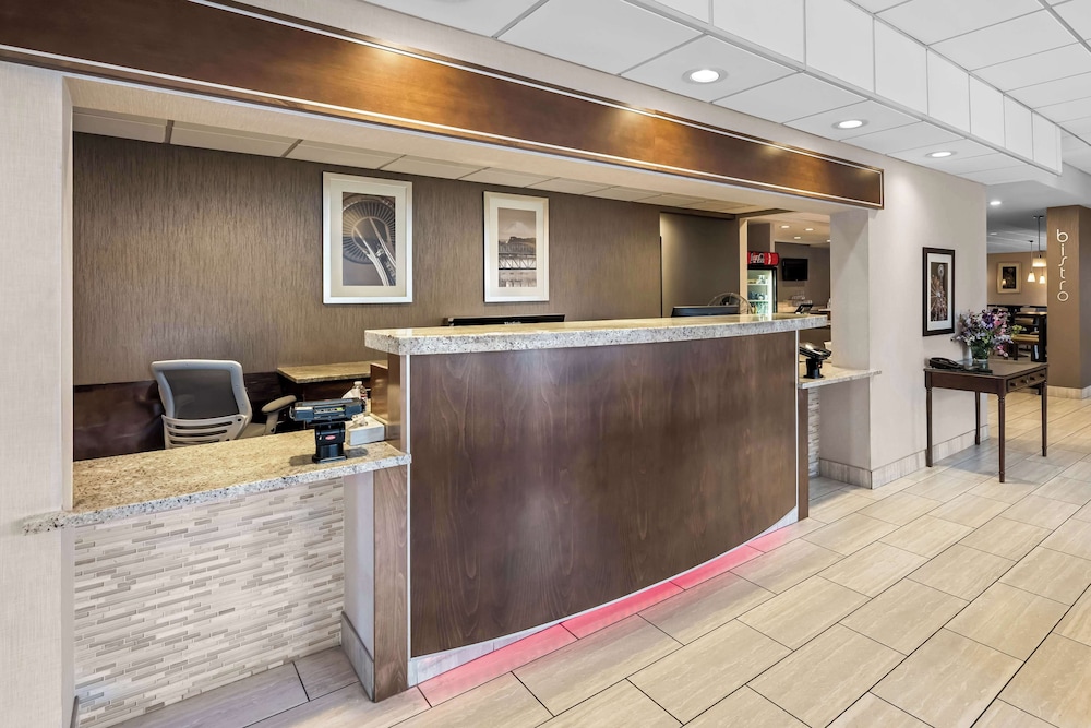 SureStay Hotel by Best Western SeaTac Airport North - photo 4