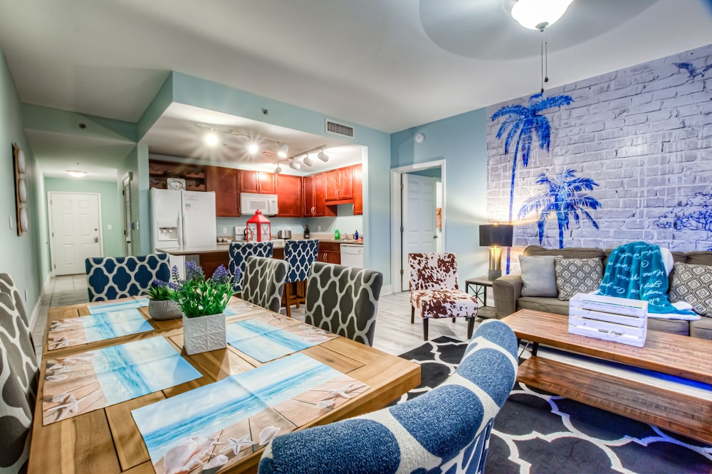 Laketown Wharf Resort by Aneliya's Rentals - photo 417