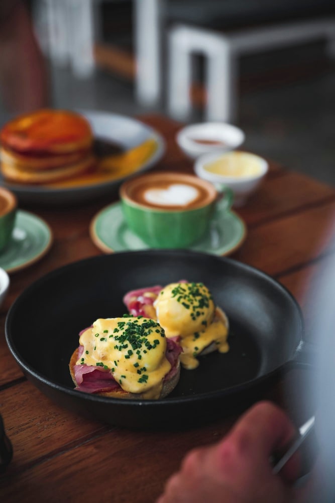 מזון ומשקאות