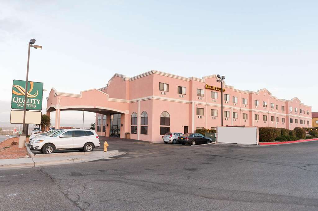 Quality Suites Albuquerque Airport - photo 2
