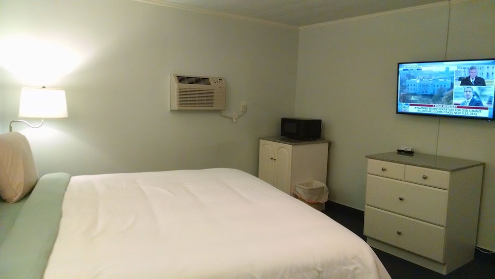 Murray Inn and Art Gallery - photo 9